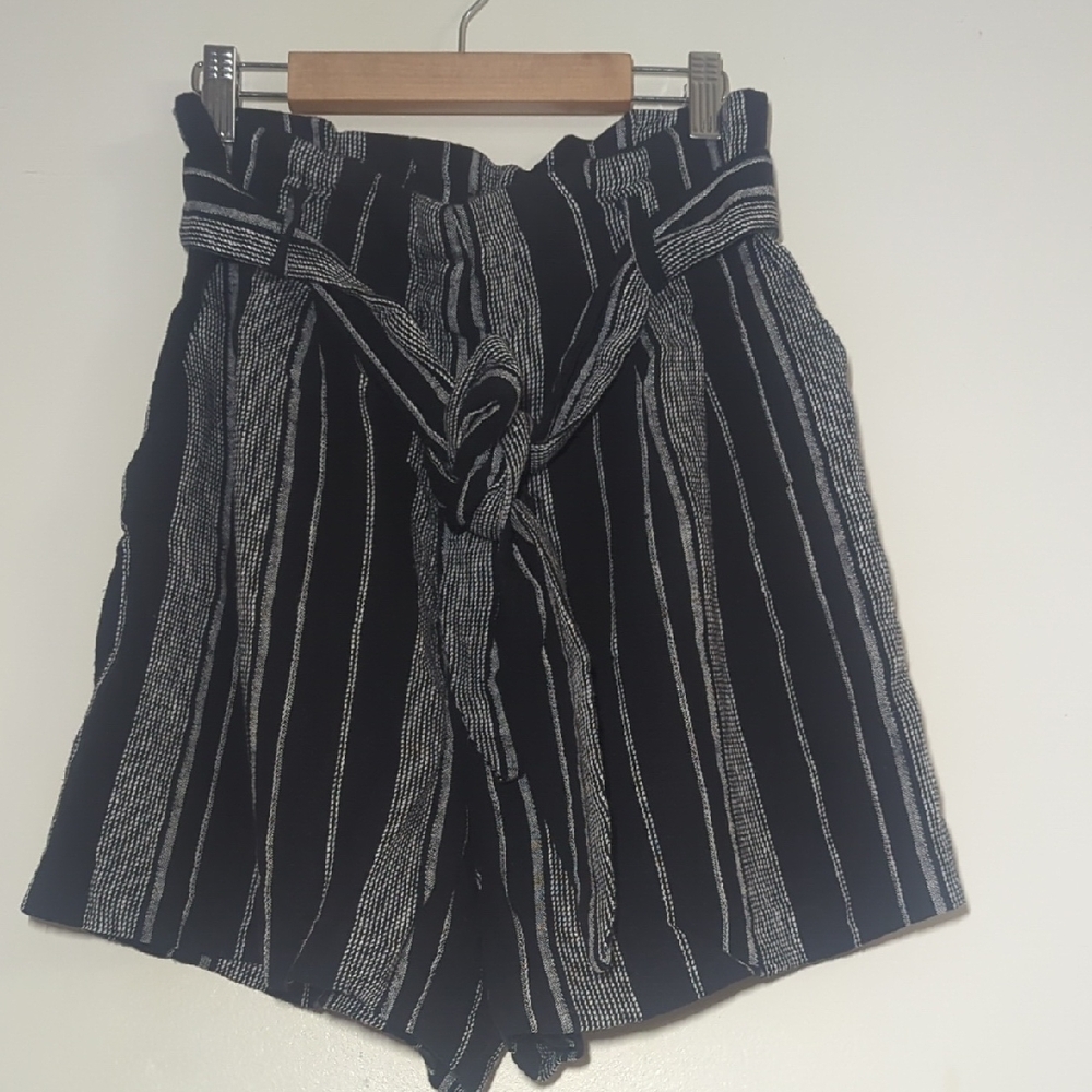 Black and White Striped Women Shorts - Picture 1 of 7